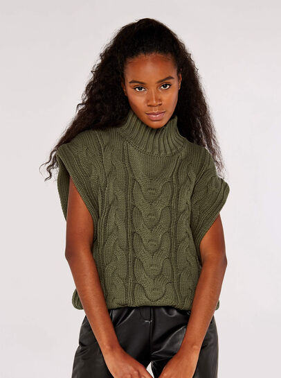 Chunky Cable Knit  Vest