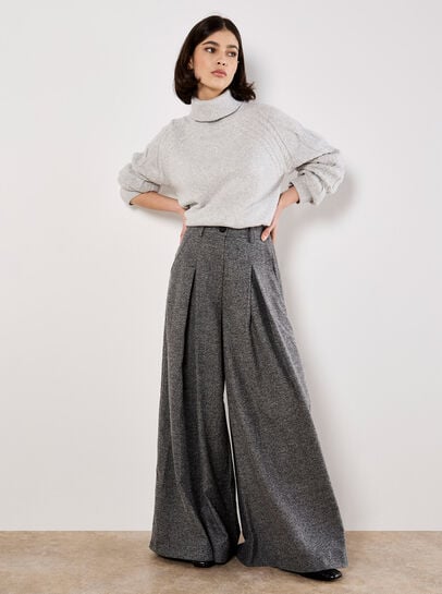 Woven Wide Leg Trousers