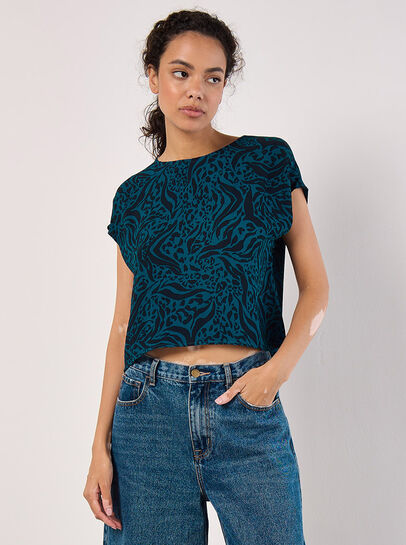 Mixed Animal Textured Cropped T-Shirt