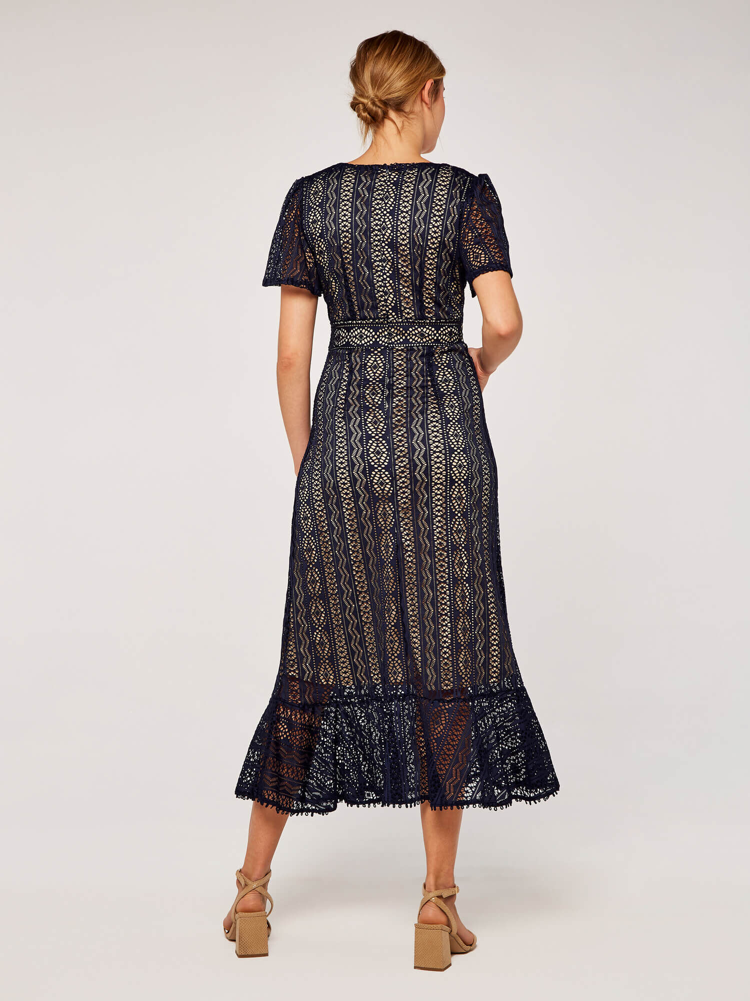 Apricot lace dress shop