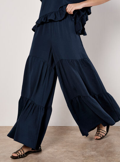 Wide Leg Tiered Trousers