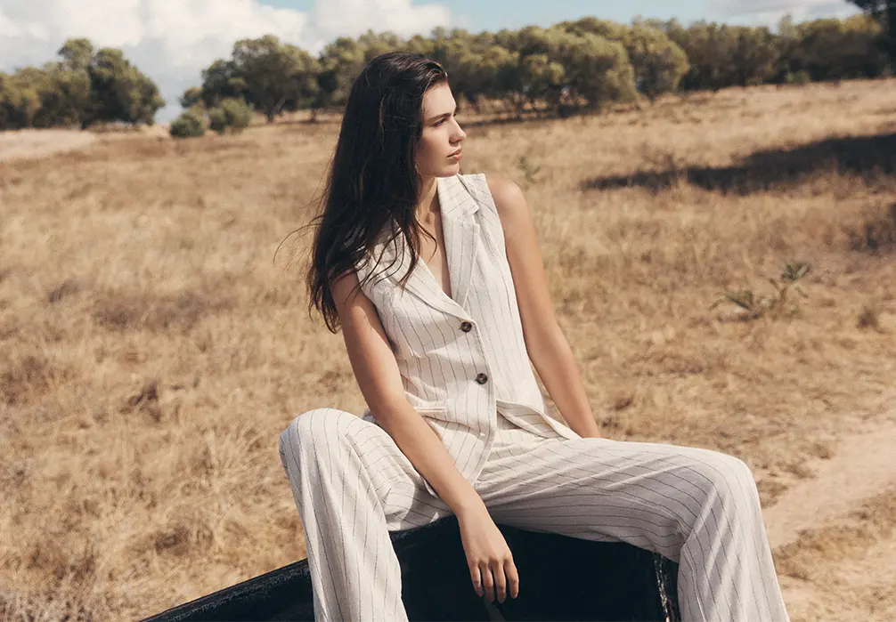 From casual joggers and leather-look leggings to updated flares and cargo trousers, discover everyday wardrobe essentials.