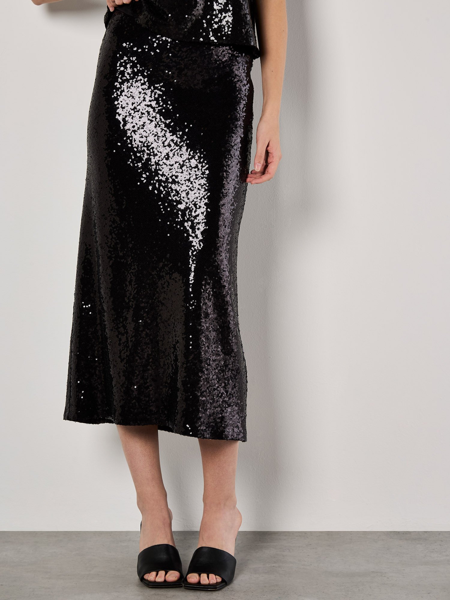 [RRACE] / ☆ Textured Bias Skirt / Black haystacks-jacquard-knit-bias-