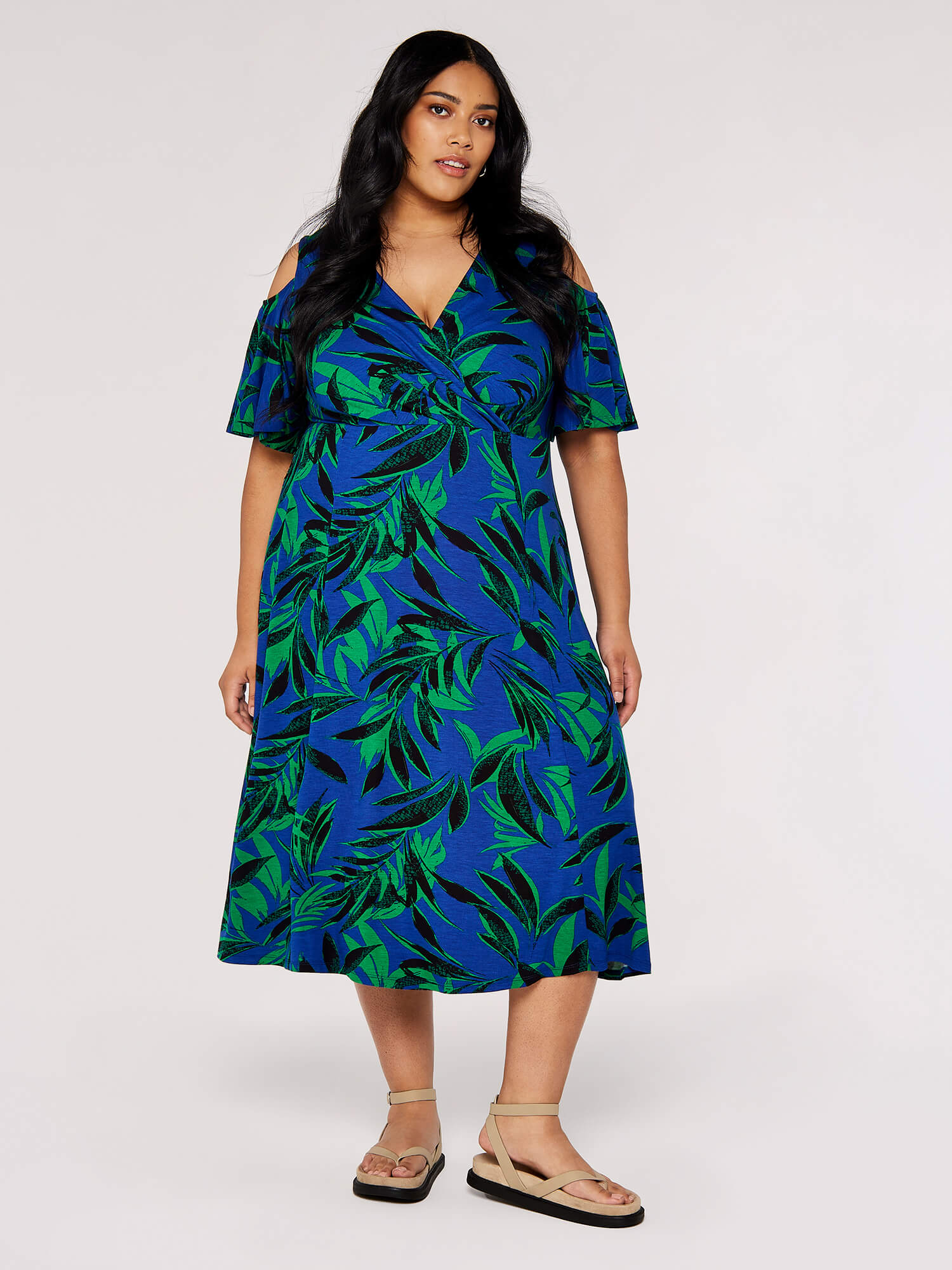 Curve Tropical Palm Midi Dress | Apricot Clothing