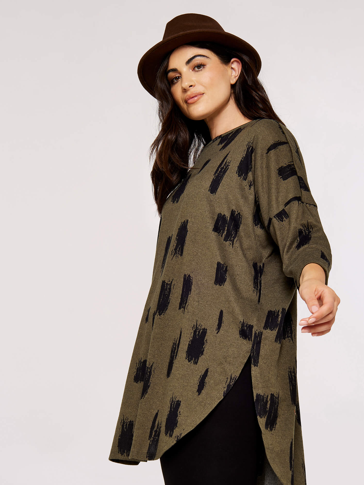 その他 apricot Curve Brushstroke hem Top | Apricot Clothing