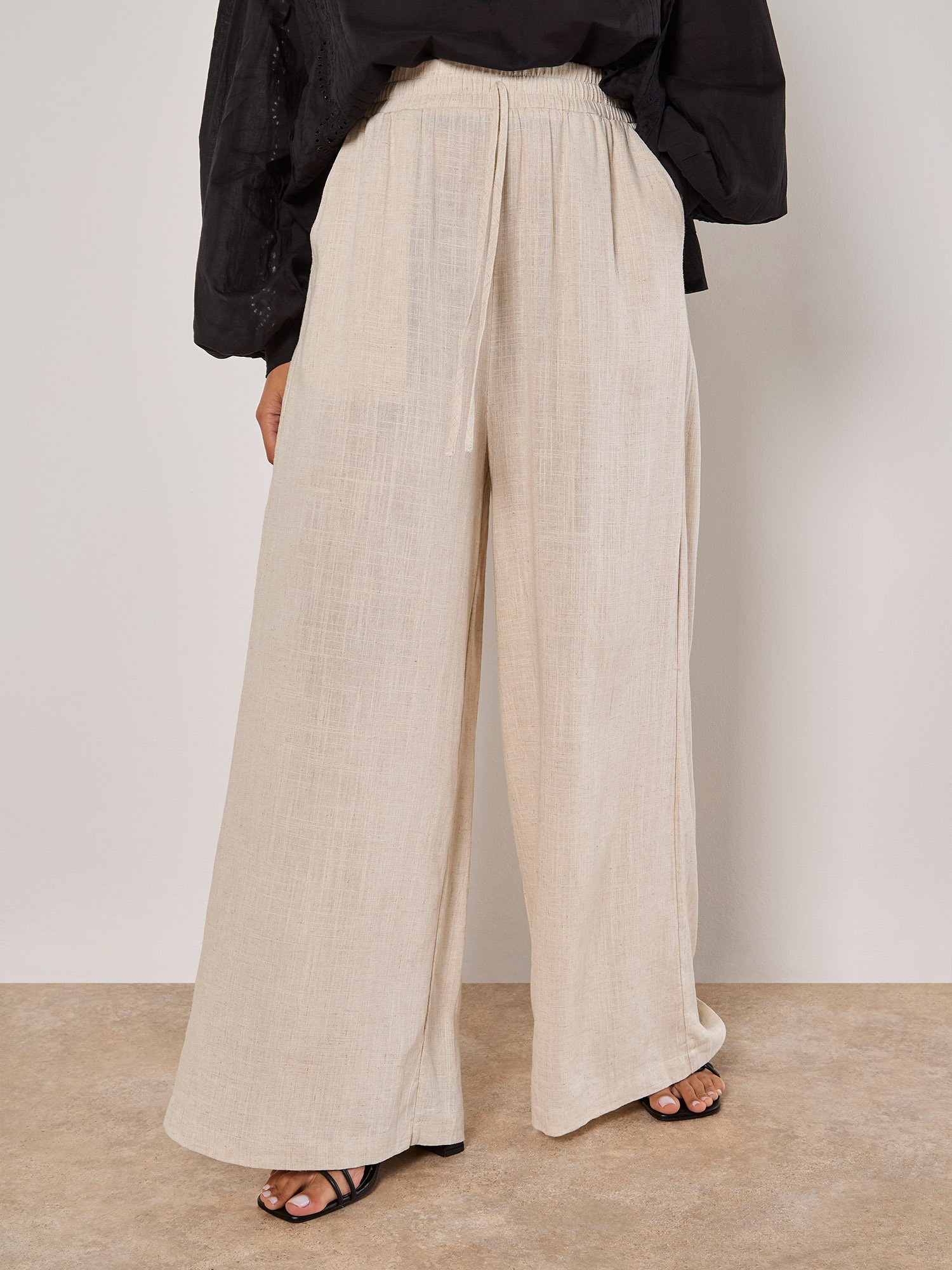 【THE MOZZ】[Premium] Marie Wide Linen Pants 040324_monrow_spsu_ecomm0451co